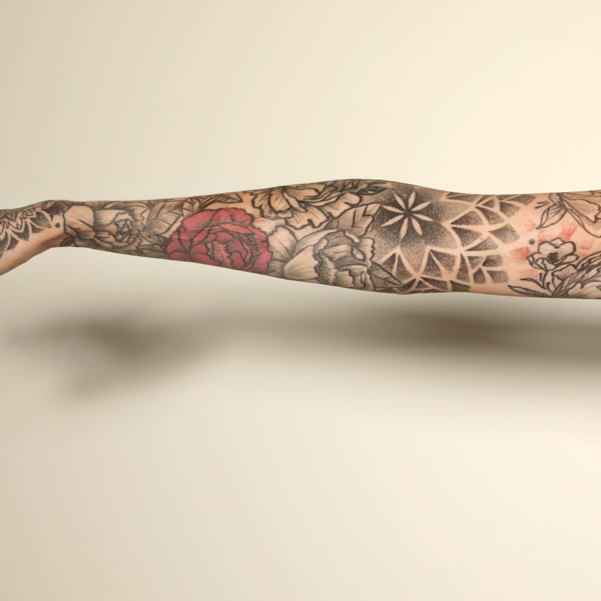 Una opción | Sleeve tattoos, Tattoos, Tattoo sleeve designs