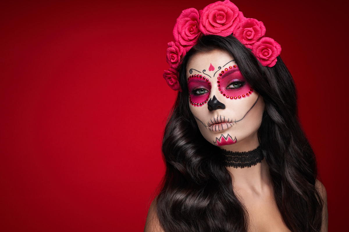 Watch as This Woman Slowly Gets Giant Sugar Skull Face Tattoo Removed ...